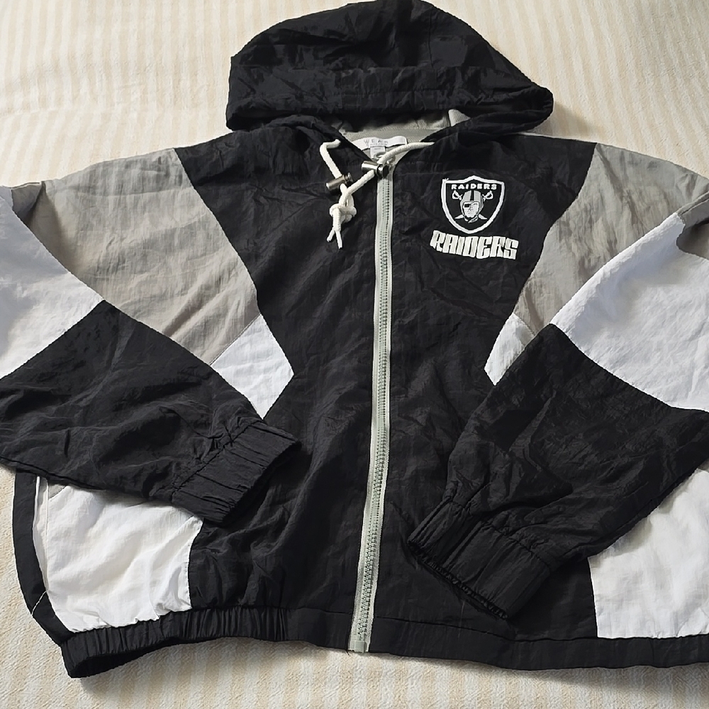 Women's Las Vegas Raiders WEAR by Erin Andrews Full-Zip Windbreaker Size:Large